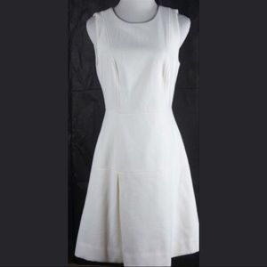 J Crew White Pleated Wool Felt Dress sz 00